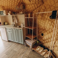 Глэмпинг Ладаглэмп, Свердловская область