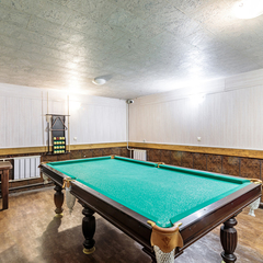 Дом Замок на берегу озера, Московская область