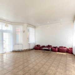 Дом с двумя бассейнами и банкетным залом на Дмитровском шоссе, Московская область