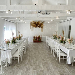 Дом с двумя бассейнами и банкетным залом на Дмитровском шоссе, Московская область