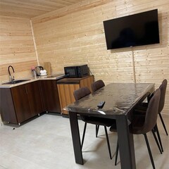 База отдыха Happy House Arkhyz, Республика Карачаево-Черкесия 