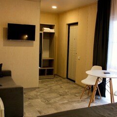 Кемпинг  Оленевка Village, Крым