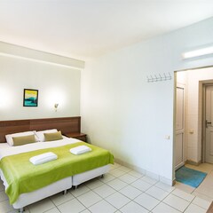 Отель Grand Crystal Group, Краснодарский край