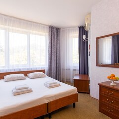 Отель Grand Crystal Group, Краснодарский край