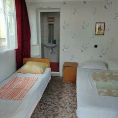 Отель Под пальмой, Краснодарский край