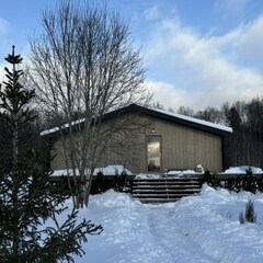 Глэмпинг Sheluha house Дом для уединения с камином около леса, Московская область