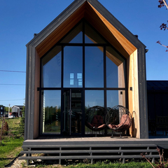 Глэмпинг Sheluha house Барн2 с панорамным видом, Московская область