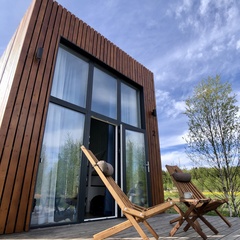 Глэмпинг Sheluha house Уютный Tiny House с мансардным окном, Московская область