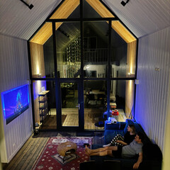 Глэмпинг Sheluha house Барн с проектором, Московская область