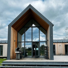 Глэмпинг Sheluha house Барн с проектором, Московская область