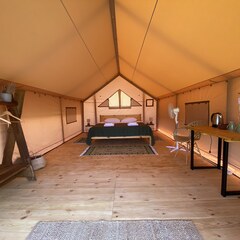 Глэмпинг Искатели, Иркутская область