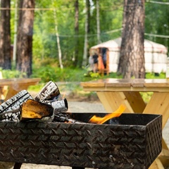 Глэмпинг Золотая Юрта, Иркутская область