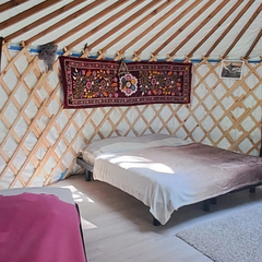 Глэмпинг Золотая Юрта, Иркутская область