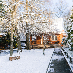 Загородная база отдыха Чайна Таун , Московская область