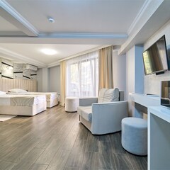 Отель Театральный (Сочи), Сочи, Краснодарский край