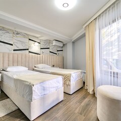 Отель Театральный (Сочи), Сочи, Краснодарский край