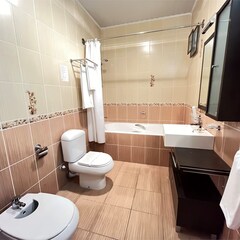 Отель ОТО Твид (Tweed), Оренбургская область