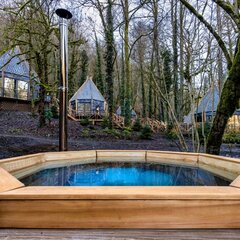 Глэмпинг RIVER SIDE Resort & Spa, Краснодарский край