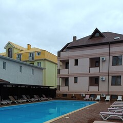 Вилла Лайт, Крым