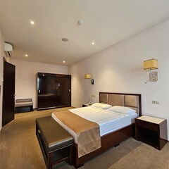 Отель Forest, Калужская область