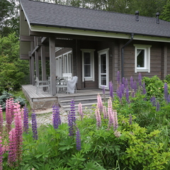 Загородный дом для 6 гостей рядом с лесом и озером в пос. Мысовое, Ленинградская область