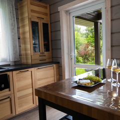 Загородный дом для 6 гостей рядом с лесом и озером в пос. Мысовое, Ленинградская область