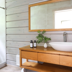 Загородный дом для 6 гостей рядом с лесом и озером в пос. Мысовое, Ленинградская область