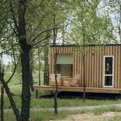 Глэмпинг Дубовая лапа , Волгоградская область