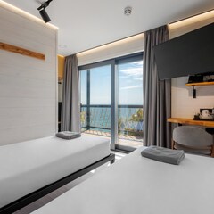 Глэмпинг Тропы Батилиман, Севастополь, Крым