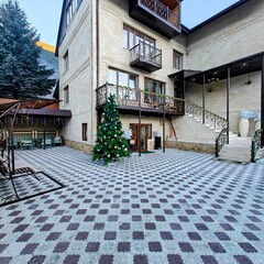 Гостиница Golden House, Республика Карачаево-Черкесия 