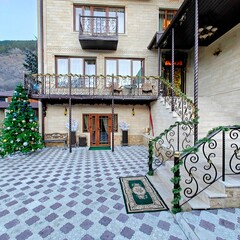 Гостиница Golden House, Республика Карачаево-Черкесия 