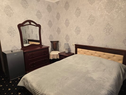 Golden House — фото 2