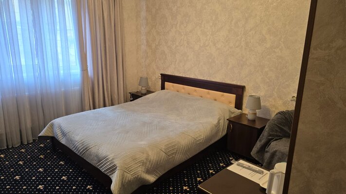 Golden House — фото 3