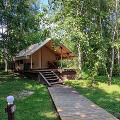 Глэмпинг Видомлицы, Новгородская область