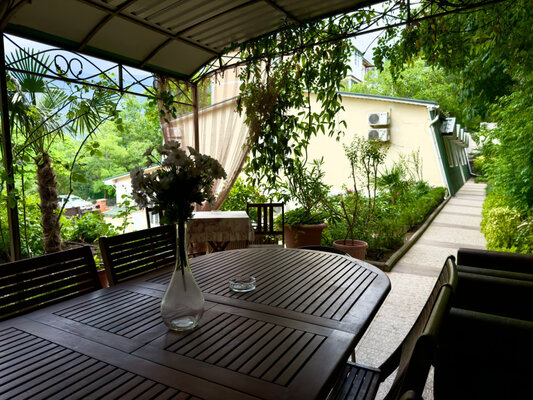 Floral courtyard — фото 2