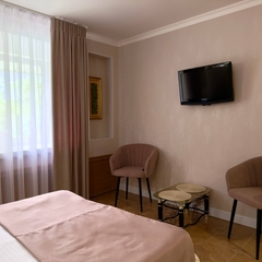 Гостевой дом Floral courtyard, Крым