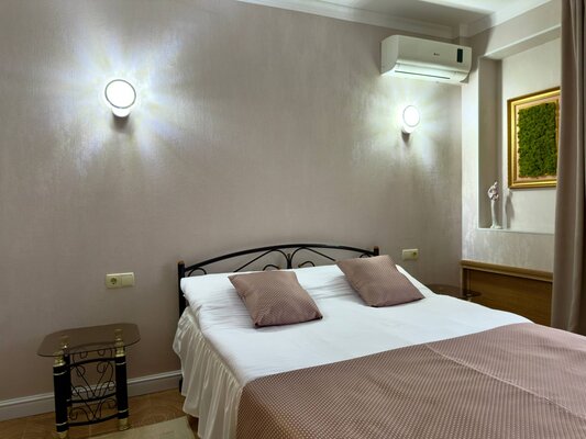 Floral courtyard — фото 1