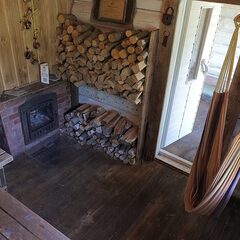 Дом из сруба на большой зеленой территории , Московская область