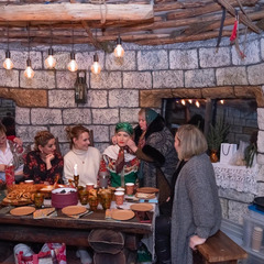 Дом из сруба на большой зеленой территории , Московская область