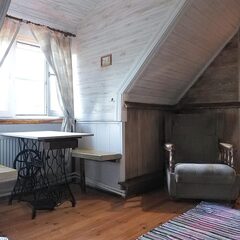 Дом из сруба на большой зеленой территории , Московская область