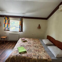 Гостевой дом Подсолнухи (Феодосия), Крым