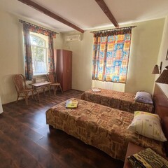 Гостевой дом Подсолнухи (Феодосия), Крым