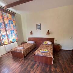 Гостевой дом Подсолнухи (Феодосия), Крым