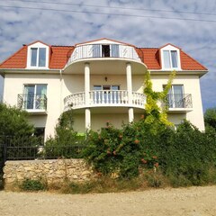 Гостевой дом Империал (Севастополь), Крым