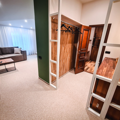 Загородный клуб Аван, Тюменская область