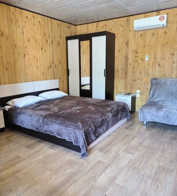 Стандартный 4-местный 1-комнатный