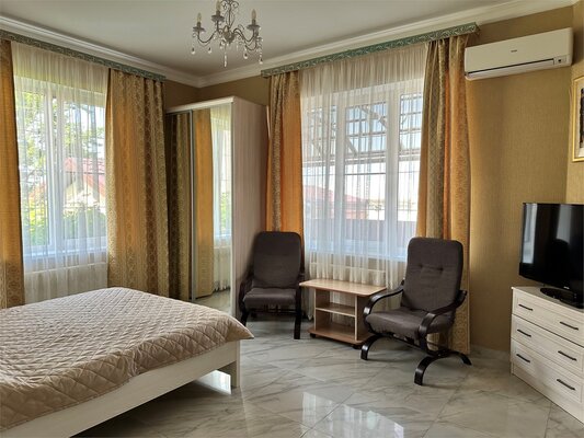 Апартаменты 4-местный 2-комнатный (с кухней, вид на море)