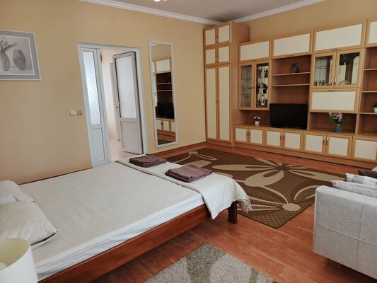 Таунхаус 8-местный (3 этажный)