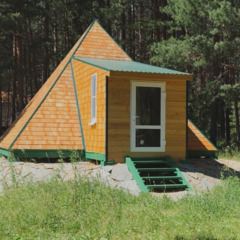 Дом Изумрудный город, Свердловская область