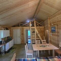 Дом Изумрудный город, Свердловская область